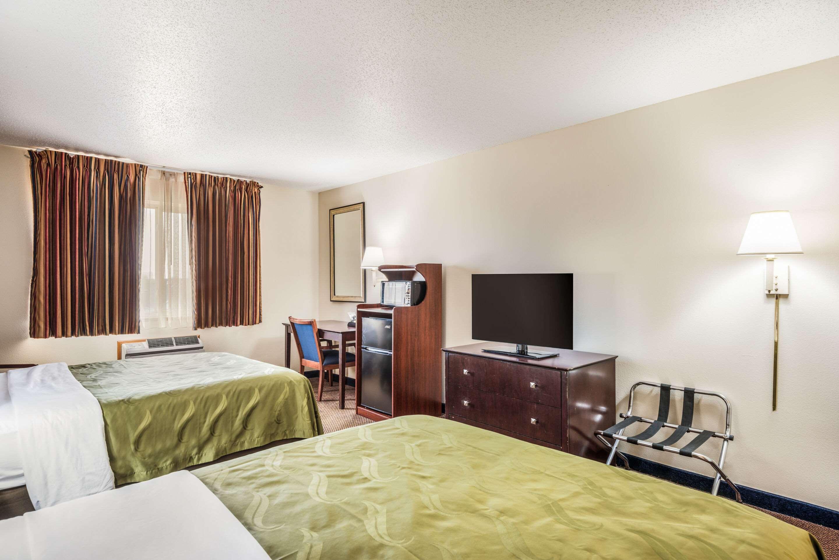Quality Inn & Suites Eldridge Davenport North المظهر الخارجي الصورة