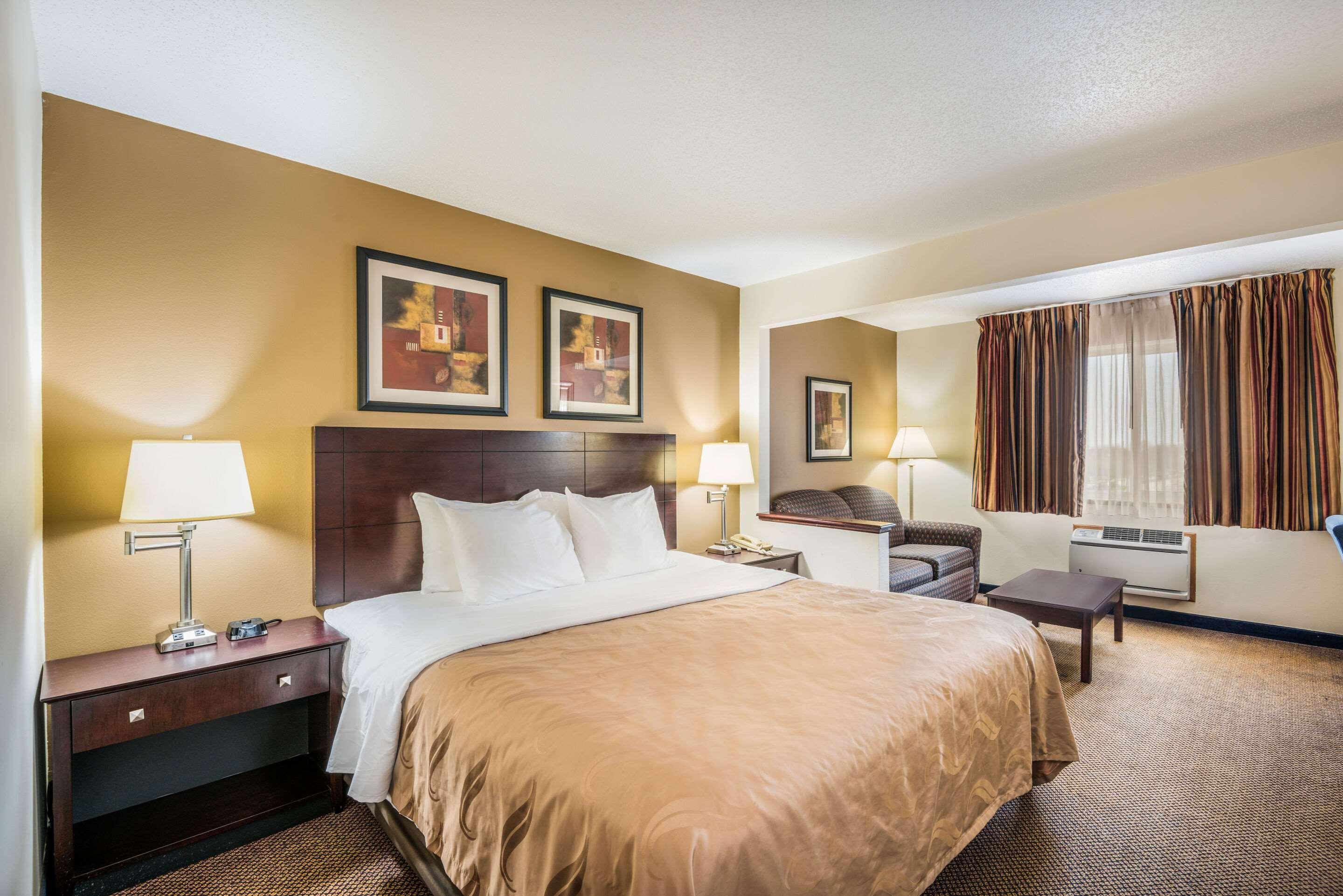 Quality Inn & Suites Eldridge Davenport North المظهر الخارجي الصورة