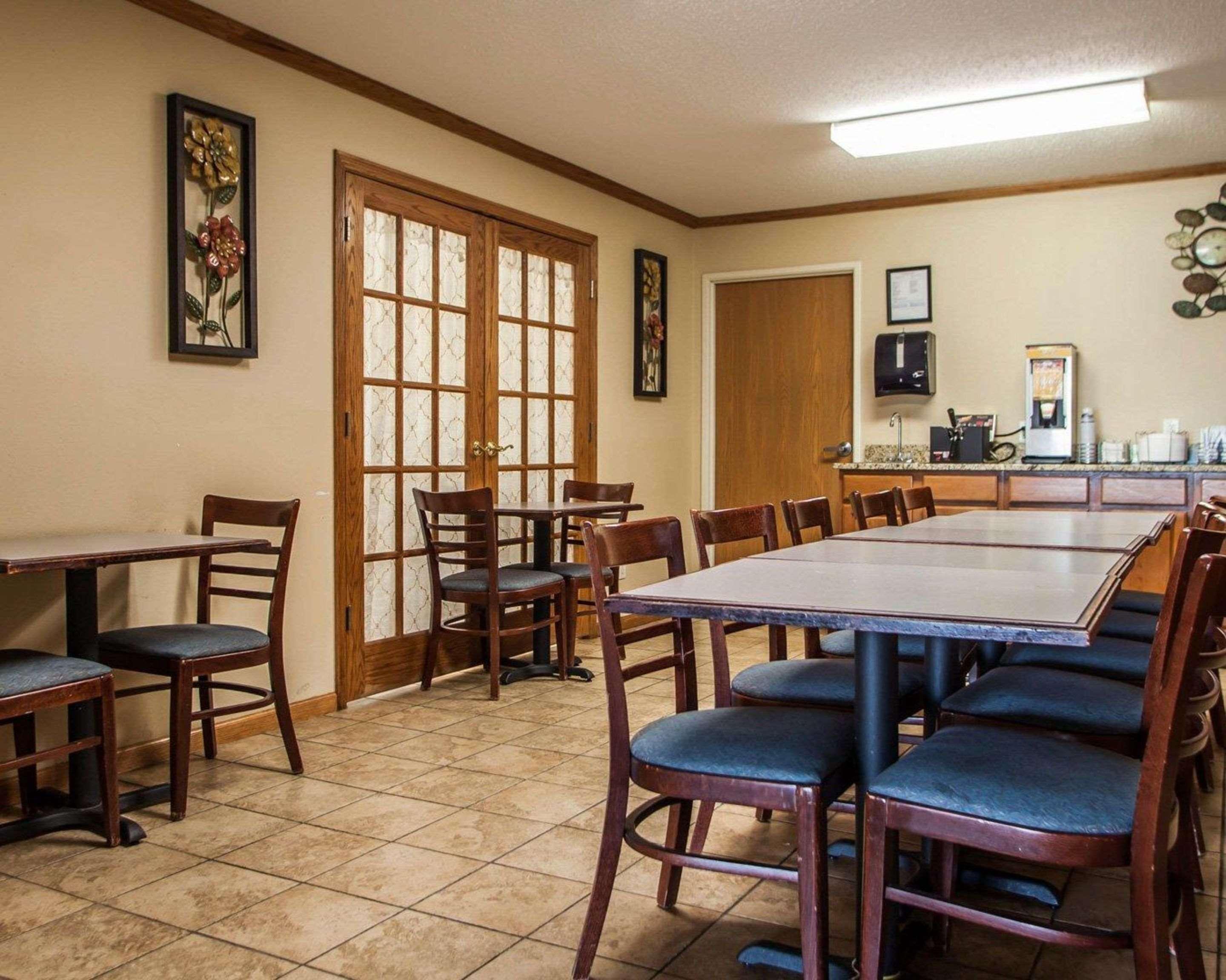 Quality Inn & Suites Eldridge Davenport North المظهر الخارجي الصورة
