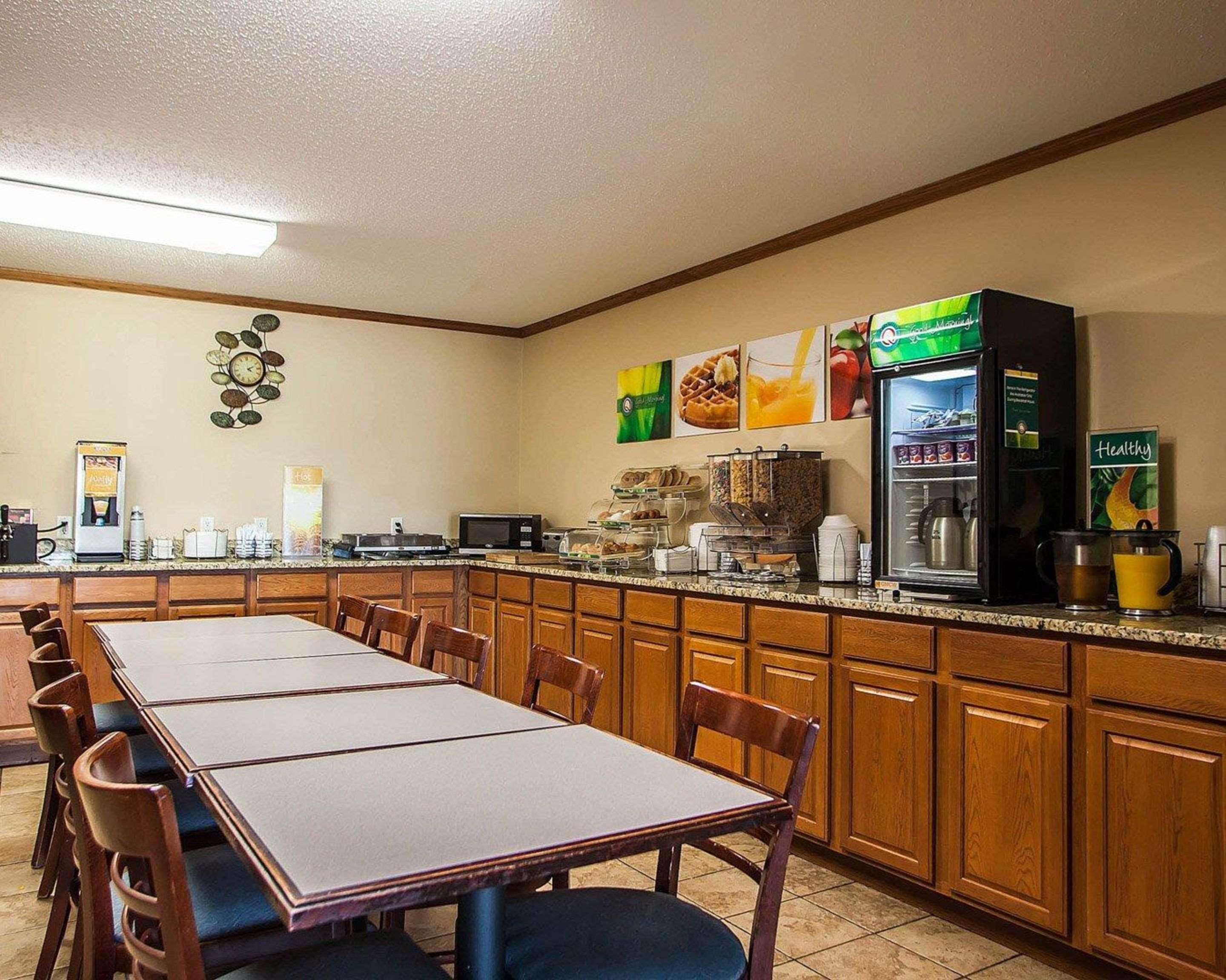 Quality Inn & Suites Eldridge Davenport North المظهر الخارجي الصورة