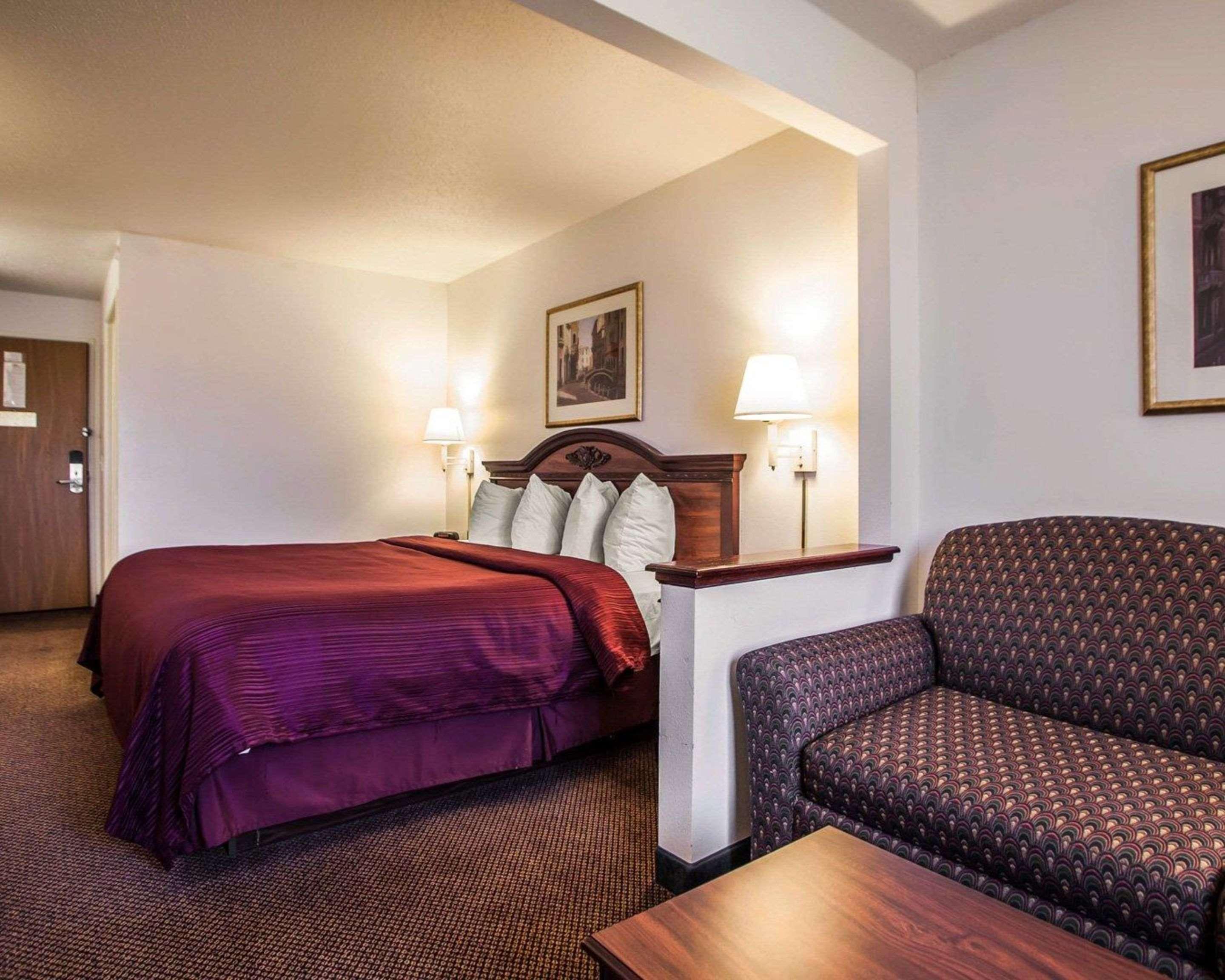 Quality Inn & Suites Eldridge Davenport North المظهر الخارجي الصورة